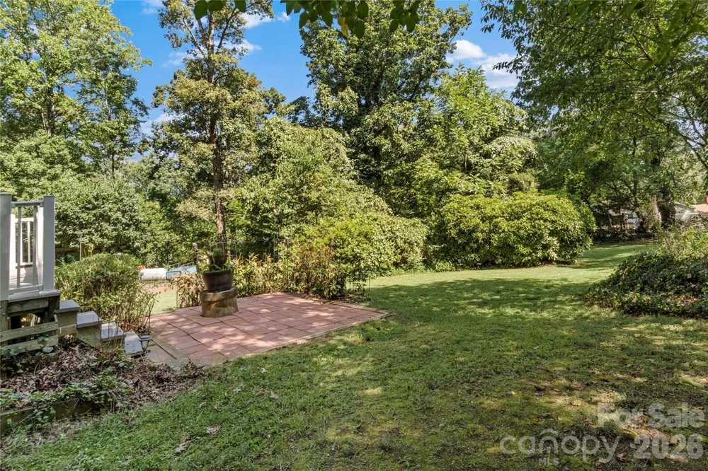 1105 Graystone Drive Winston Salem, NC 27105