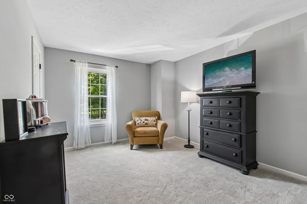 12871 Rawlings Place Fishers, IN 46038