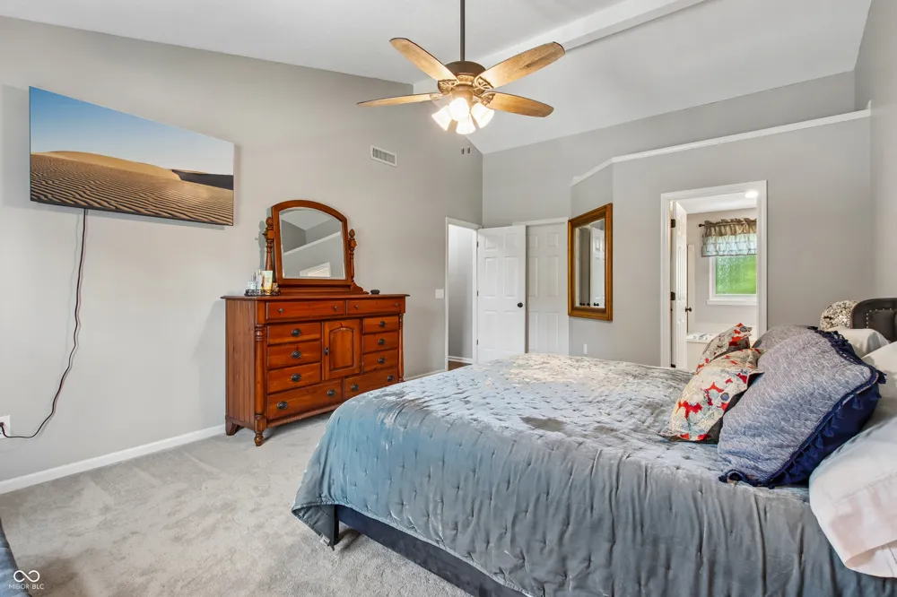 12871 Rawlings Place Fishers, IN 46038