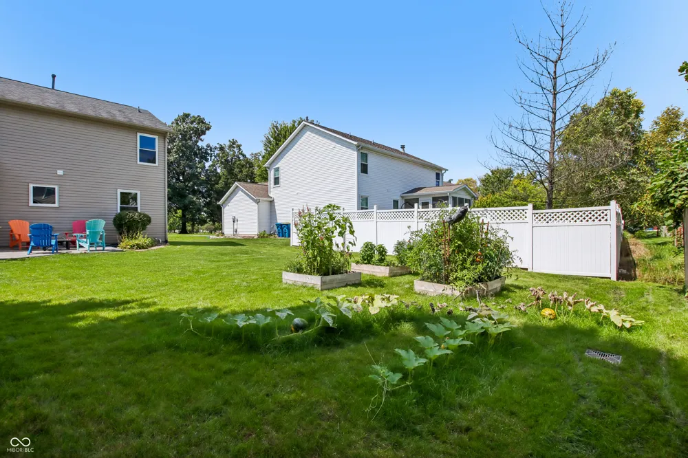 12871 Rawlings Place Fishers, IN 46038