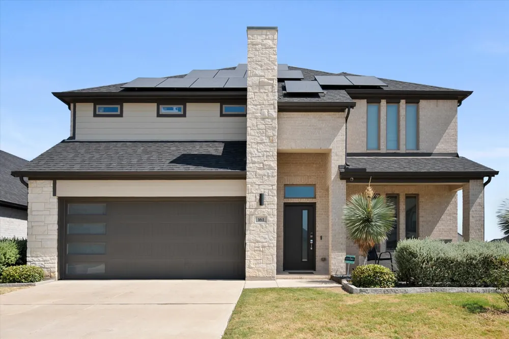 161 Camp Fire Drive Waxahachie, TX 75165