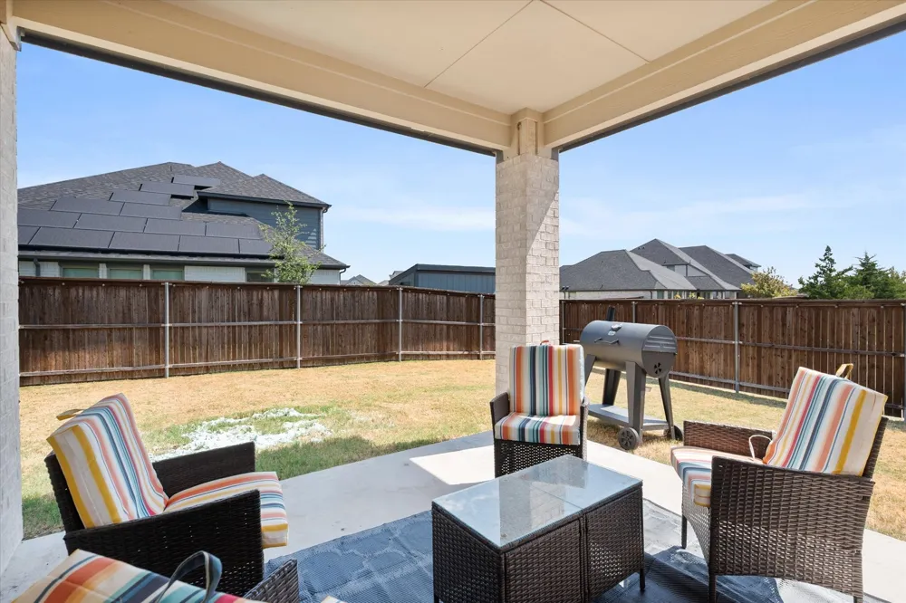 161 Camp Fire Drive Waxahachie, TX 75165