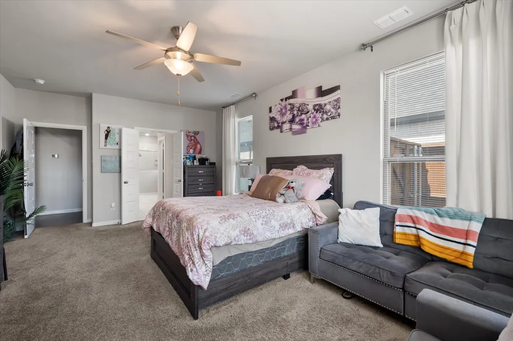 161 Camp Fire Drive Waxahachie, TX 75165
