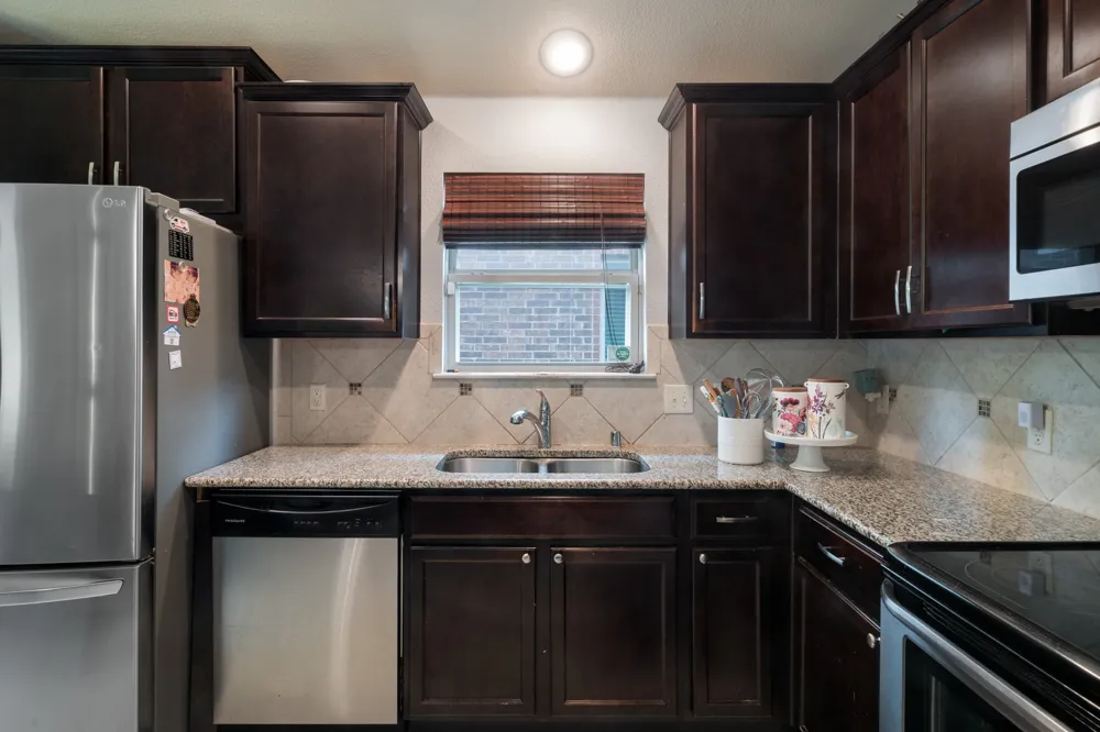 1120 Cheyenne Drive Aubrey, TX 76227