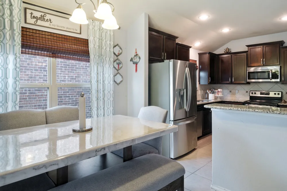 1120 Cheyenne Drive Aubrey, TX 76227