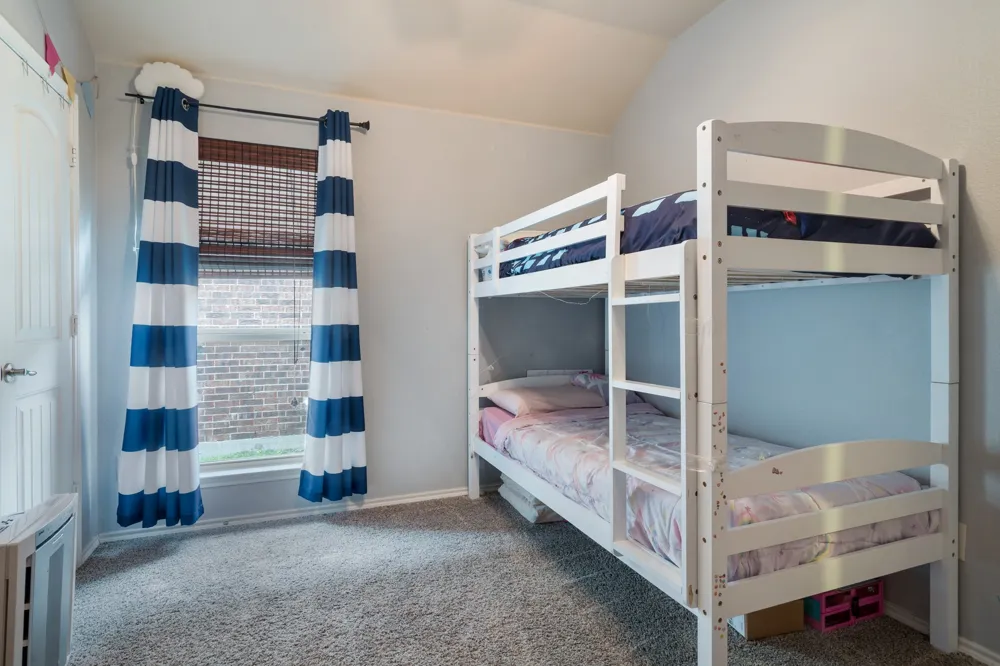 1120 Cheyenne Drive Aubrey, TX 76227