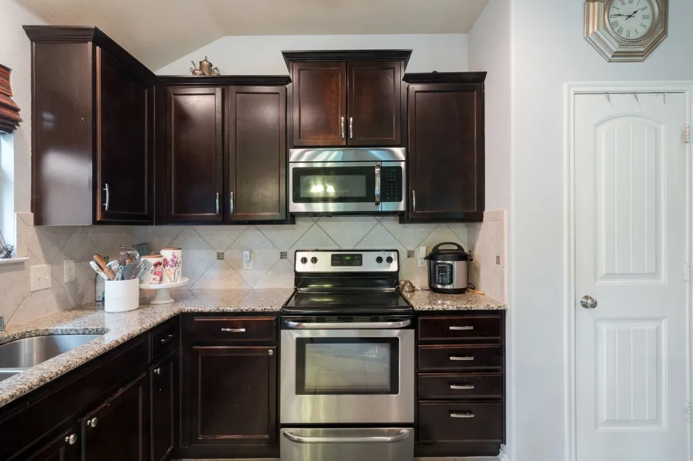 1120 Cheyenne Drive Aubrey, TX 76227