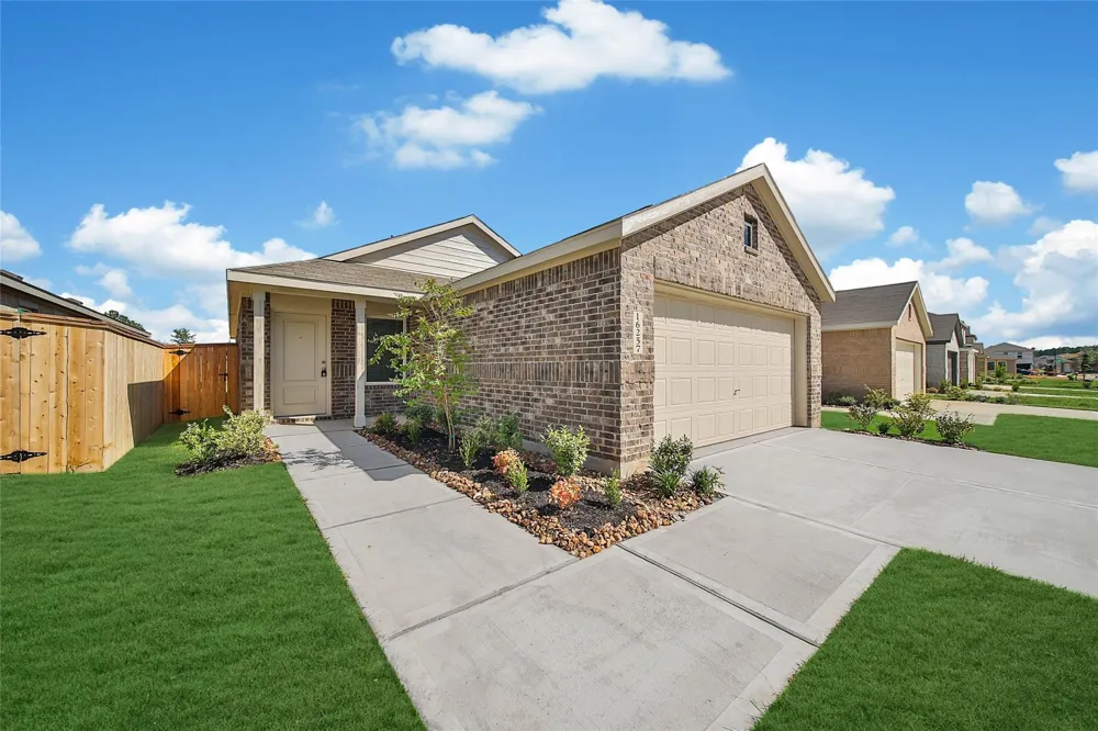 16257 Bergara Bend Drive New Caney, TX 77357