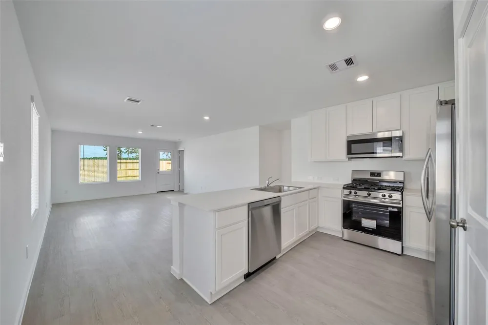 16257 Bergara Bend Drive New Caney, TX 77357
