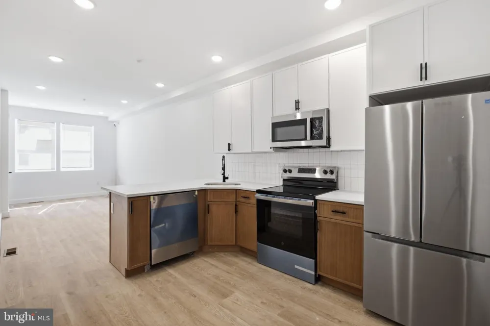 2554 12TH STREET #1 Philadelphia, PA 19133