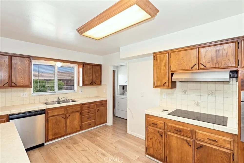 28811 Carmel Sun City, CA 92586