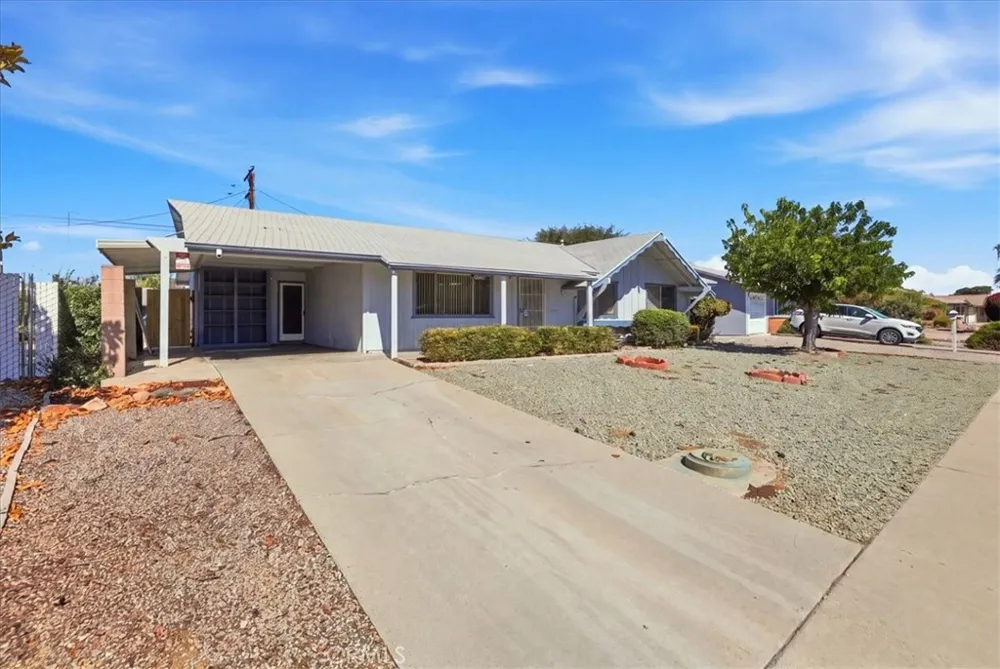 28811 Carmel Sun City, CA 92586