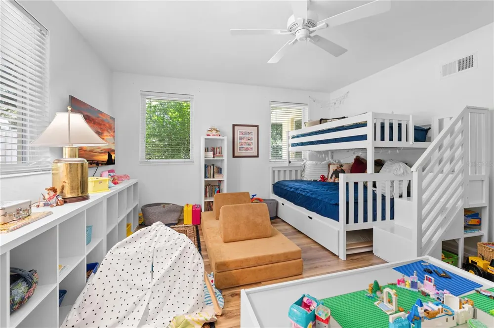 1722 NORTH DRIVE Sarasota, FL 34239