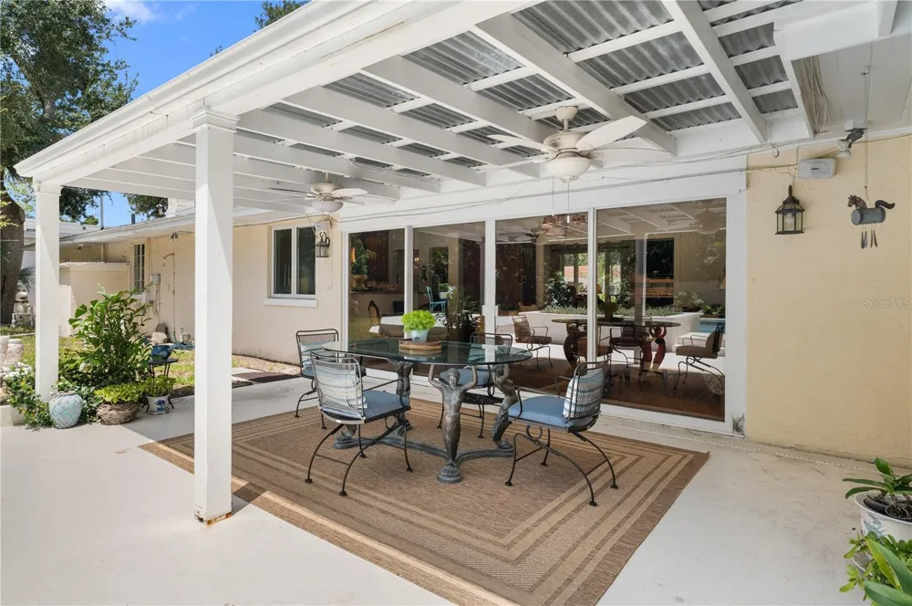 1722 NORTH DRIVE Sarasota, FL 34239