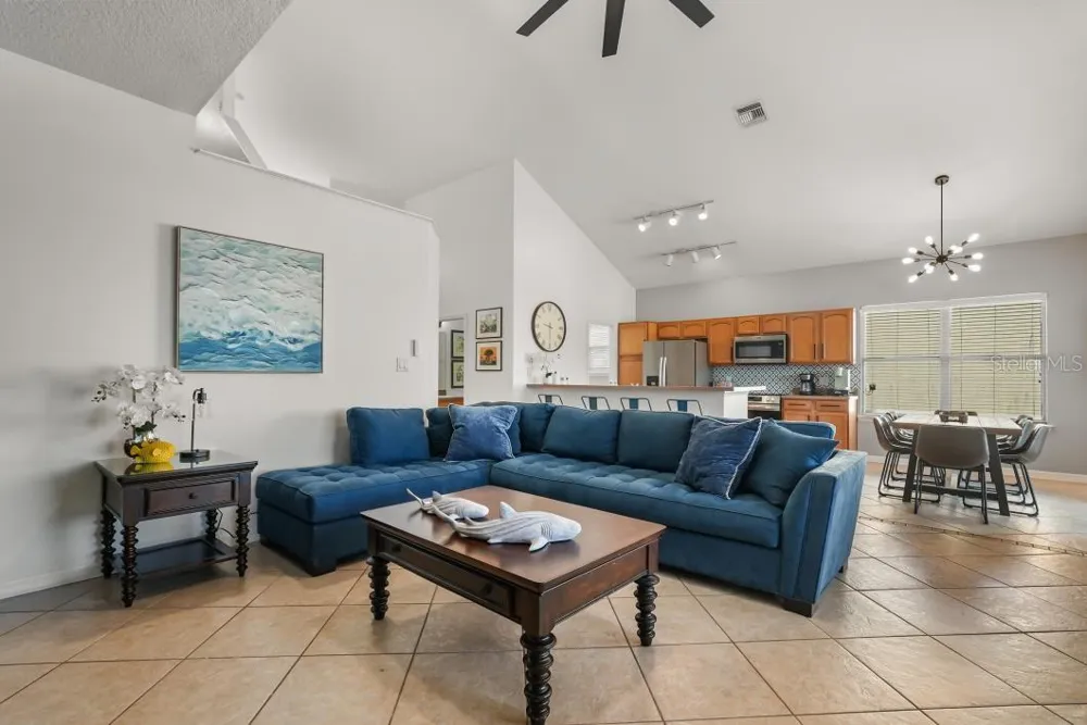 8009 ACADIA ESTATES COURT Kissimmee, FL 34747