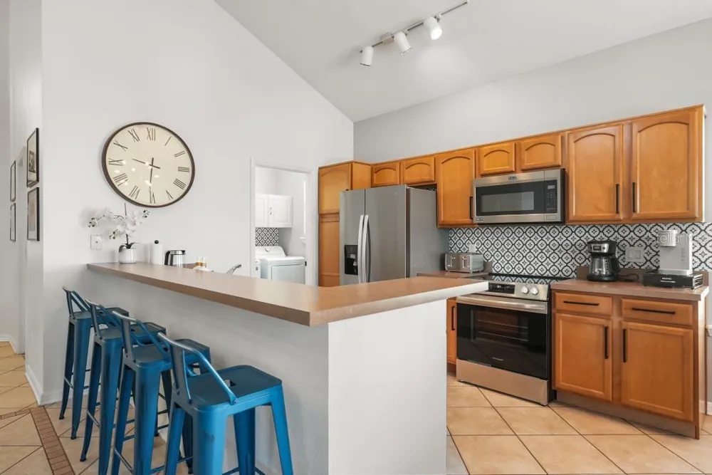 8009 ACADIA ESTATES COURT Kissimmee, FL 34747