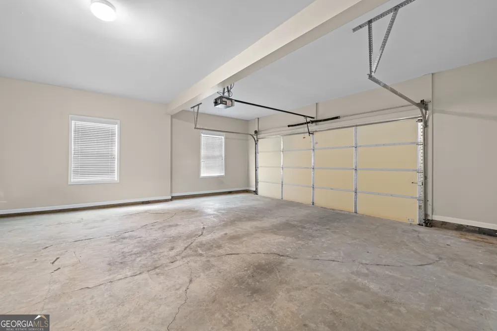 8004 Larksview DR Fairburn, GA 30213