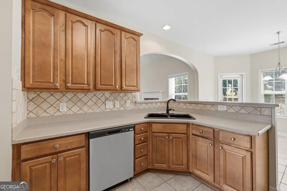 8004 Larksview DR Fairburn, GA 30213