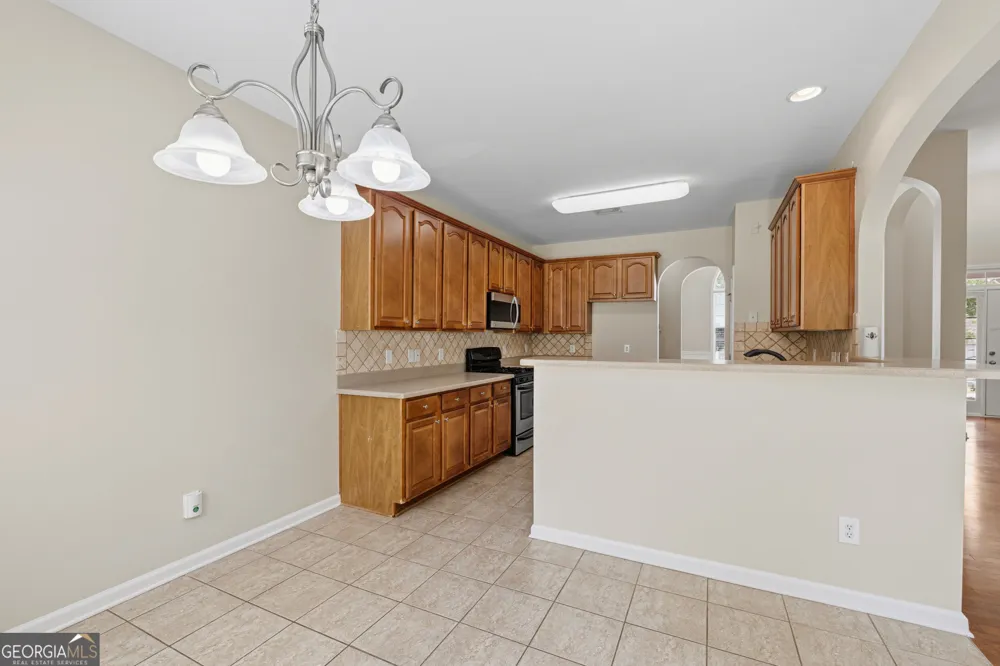 8004 Larksview DR Fairburn, GA 30213