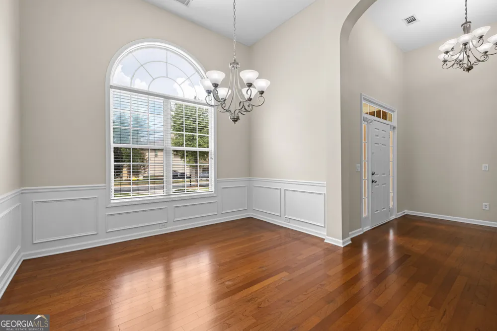 8004 Larksview DR Fairburn, GA 30213