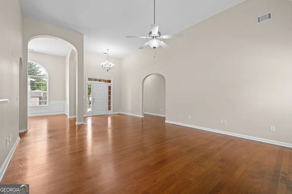 8004 Larksview DR Fairburn, GA 30213