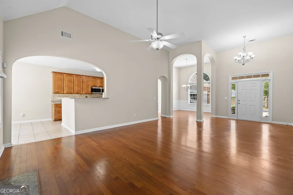 8004 Larksview DR Fairburn, GA 30213