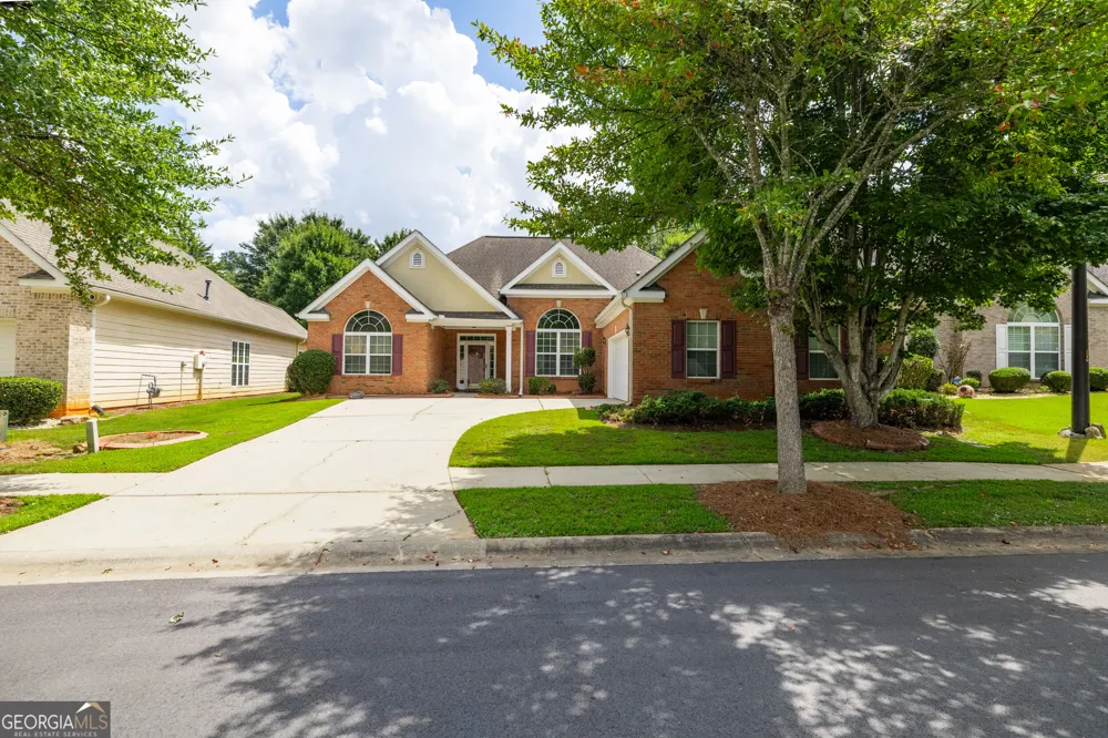 8004 Larksview DR Fairburn, GA 30213