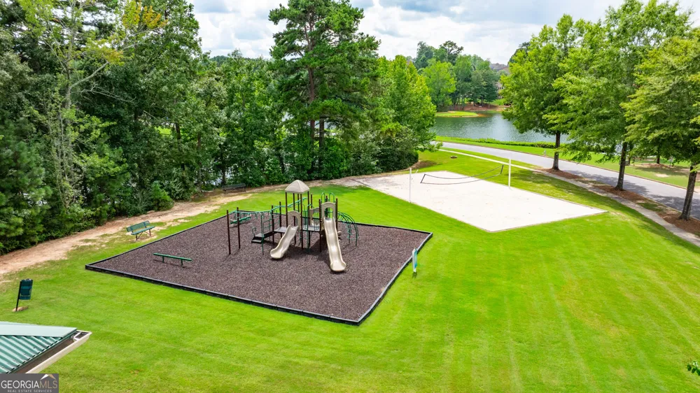 8004 Larksview DR Fairburn, GA 30213