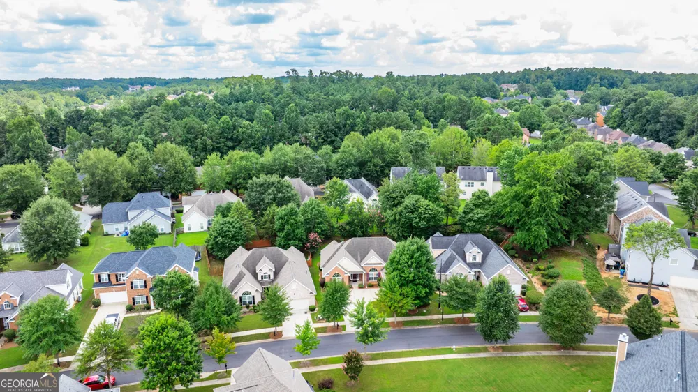 8004 Larksview DR Fairburn, GA 30213
