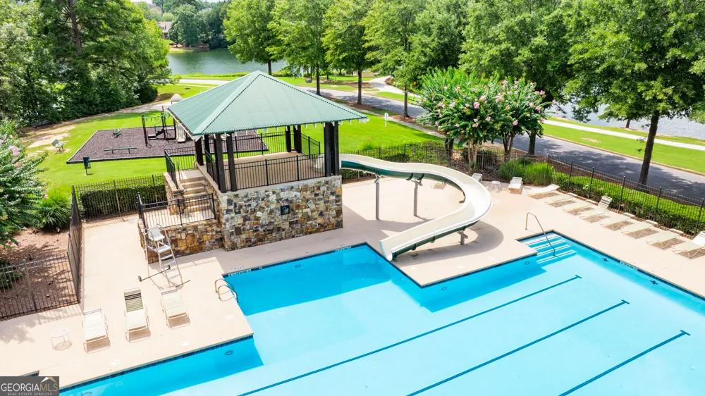 8004 Larksview DR Fairburn, GA 30213