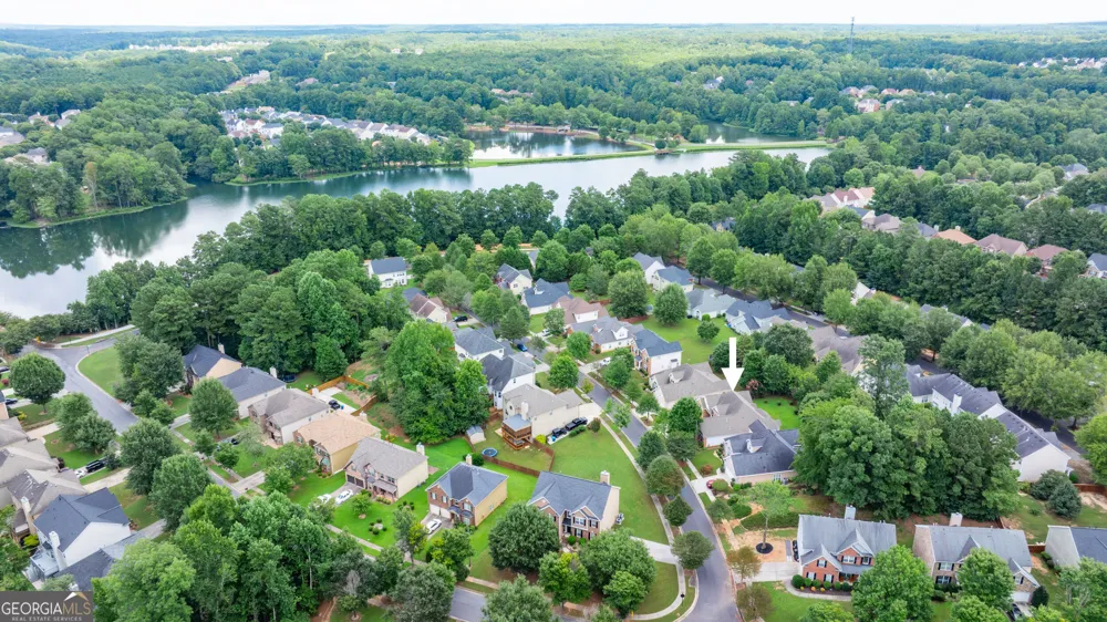 8004 Larksview DR Fairburn, GA 30213