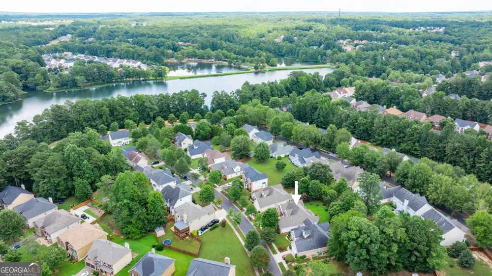 8004 Larksview DR Fairburn, GA 30213