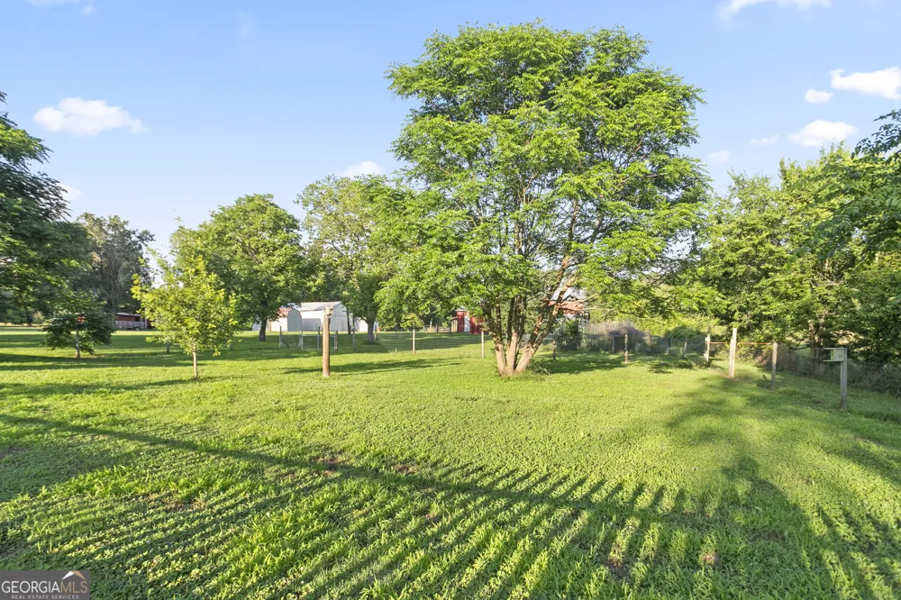 1294 Cave Spring RD Cedartown, GA 30125