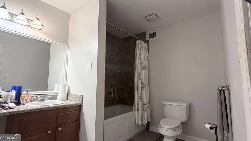 201 Brighton PT Sandy Springs, GA 30328