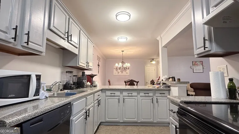 201 Brighton PT Sandy Springs, GA 30328