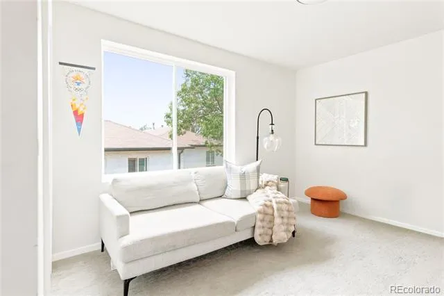 3180 E 33rd Avenue Denver, CO 80205