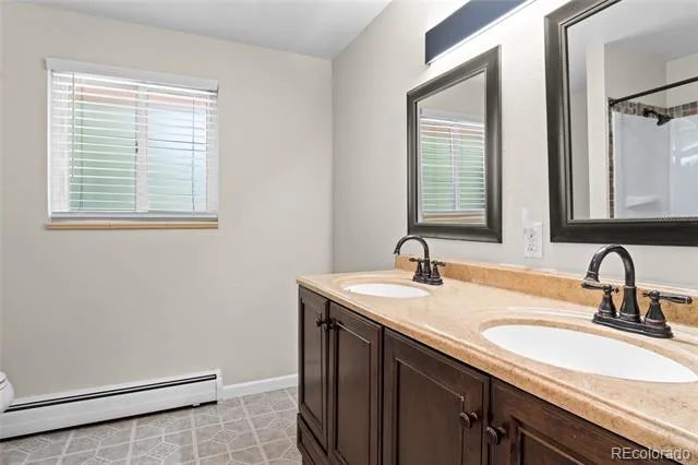 10939 E Harvard Drive Aurora, CO 80014
