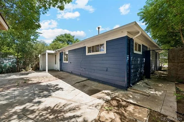 1325 Lima Street Aurora, CO 80010