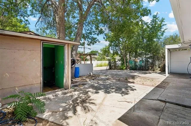 1325 Lima Street Aurora, CO 80010