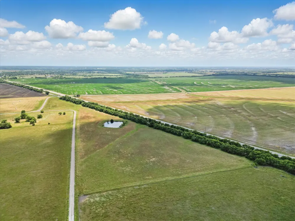 6500 County Road 1050 Celeste, TX 75423