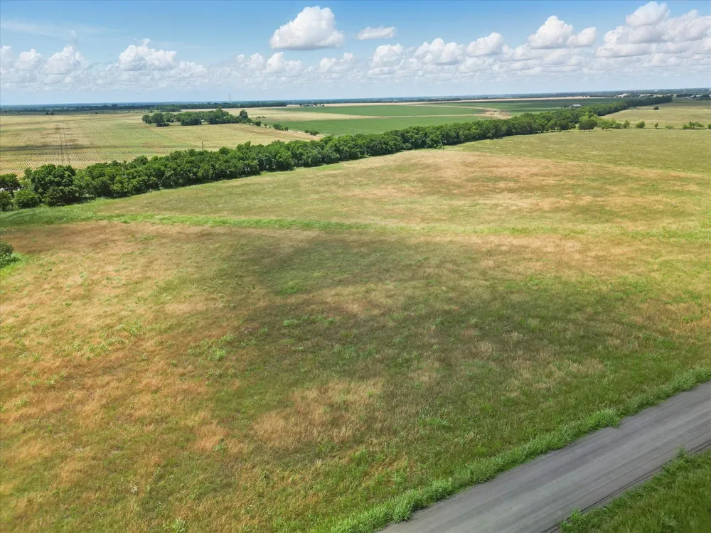6500 County Road 1050 Celeste, TX 75423