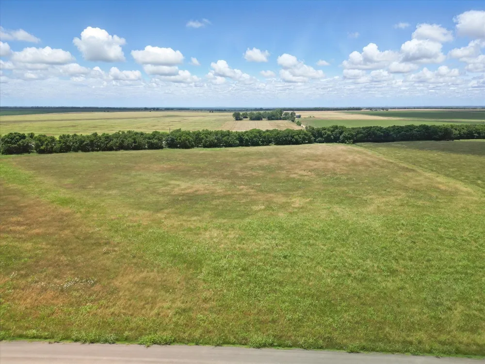 6500 County Road 1050 Celeste, TX 75423