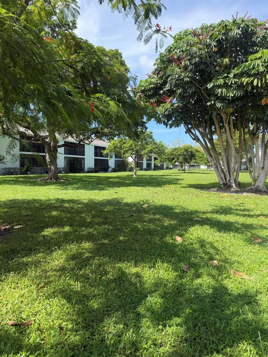 3939 NE 5th Avenue #A206 Boca Raton, FL 33431