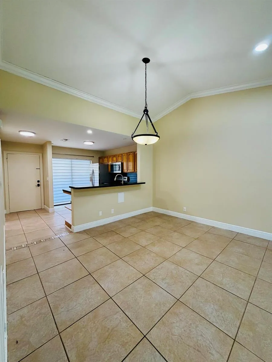 3939 NE 5th Avenue #A206 Boca Raton, FL 33431