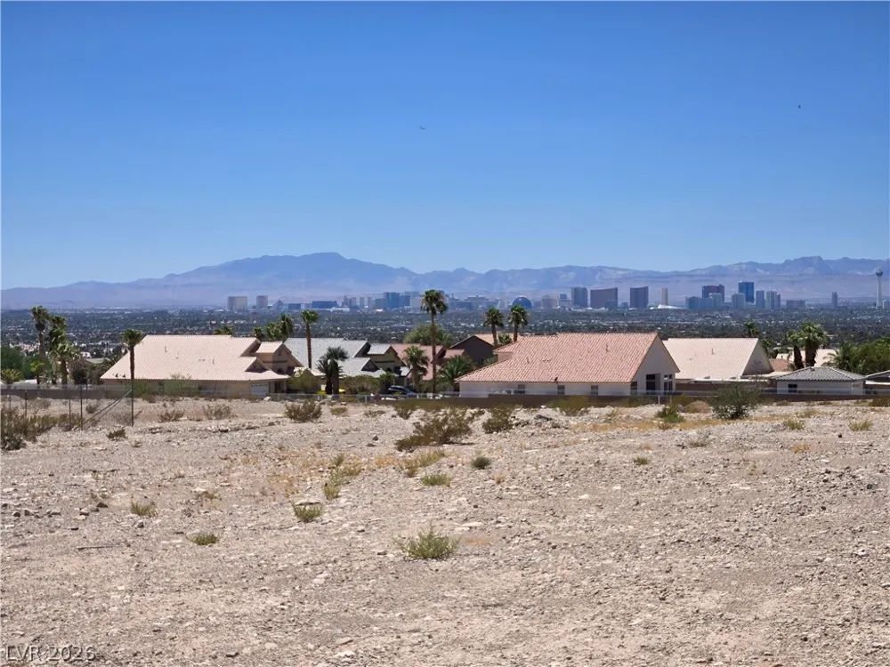 255 Vista Valley Street Las Vegas, NV 89110