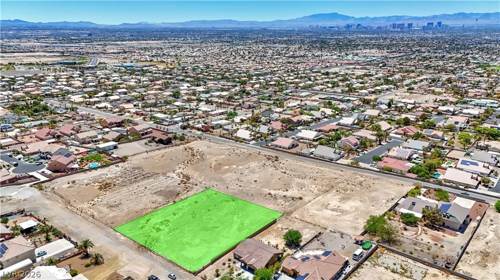 255 Vista Valley Street Las Vegas, NV 89110
