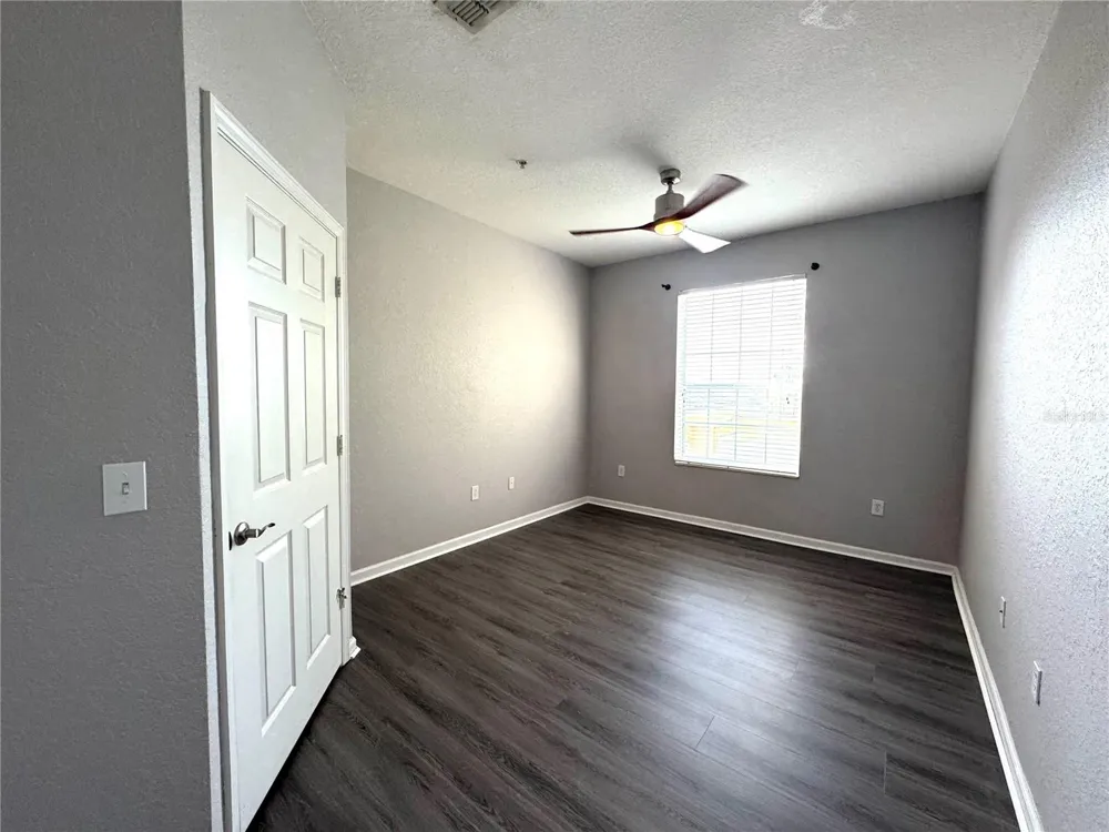 8660 BUCCILLI DRIVE #305 Orlando, FL 32829