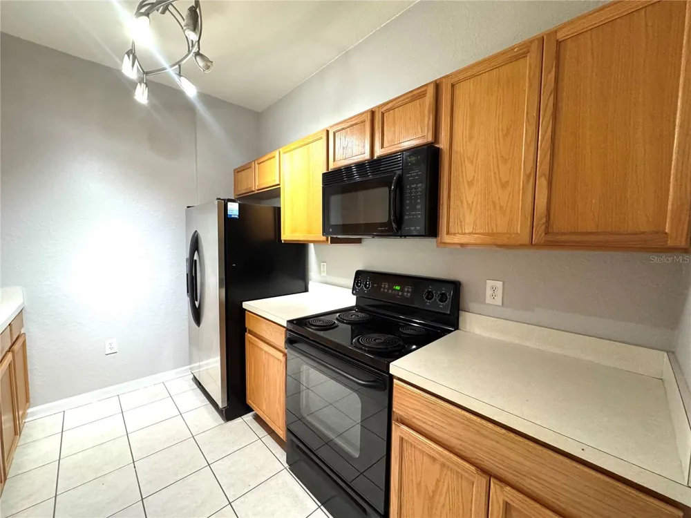 8660 BUCCILLI DRIVE #305 Orlando, FL 32829