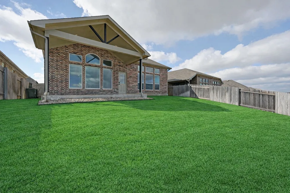 1022 Cherrystone Loop Buda, TX 78610