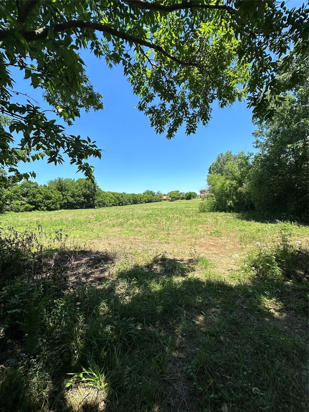 2351 S Country Club Road Garland, TX 75041